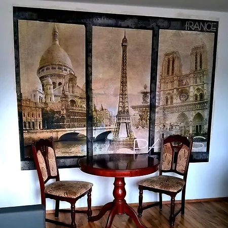 Most-borovskeho Apartment *